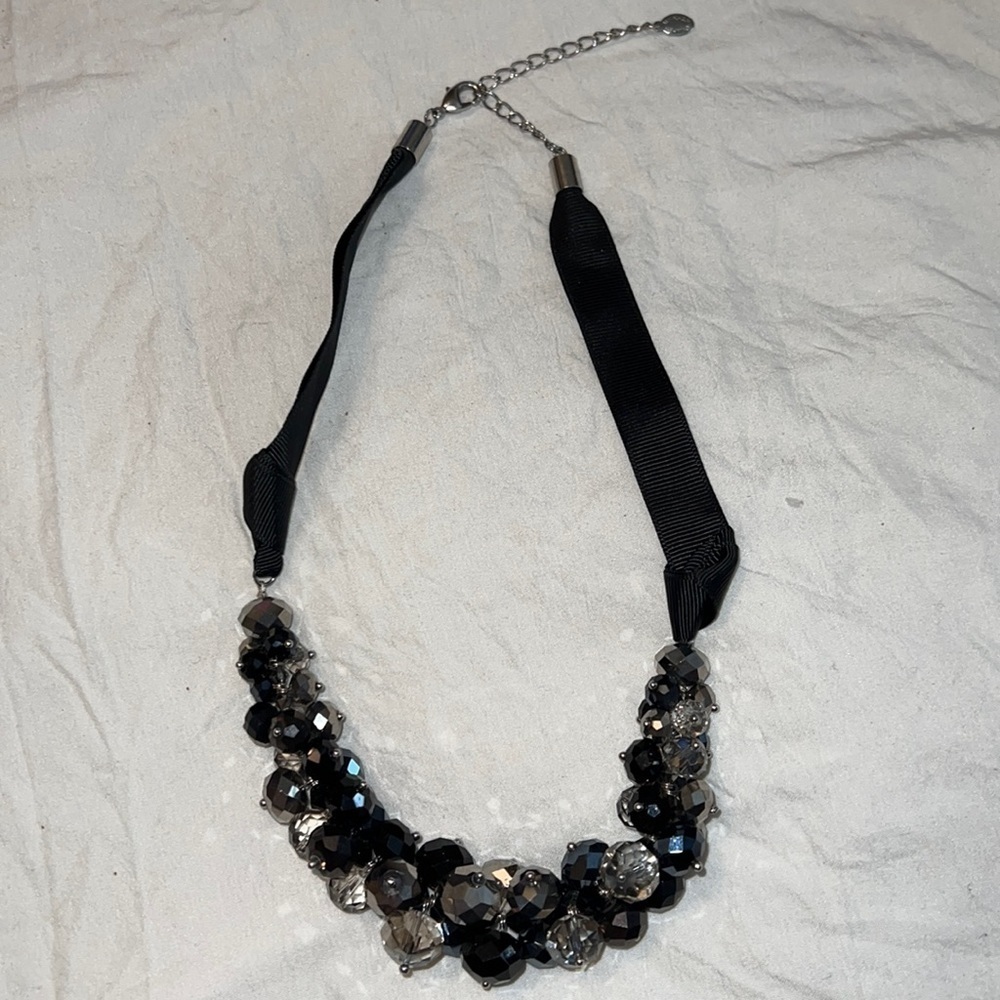 Ali Khan New York Ribbon Necklace Black/ Clear Crystal Bead Necklace